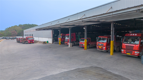 遠圖鋼鐵集團,長沙鍍鋅型材,鍍鋅管材,黑色型材管材幕墻材料,鍍鋅代加工 遠圖鋼鐵集團,長沙鍍鋅型材,鍍鋅管材,黑色型材管材幕墻材料,鍍鋅代加工